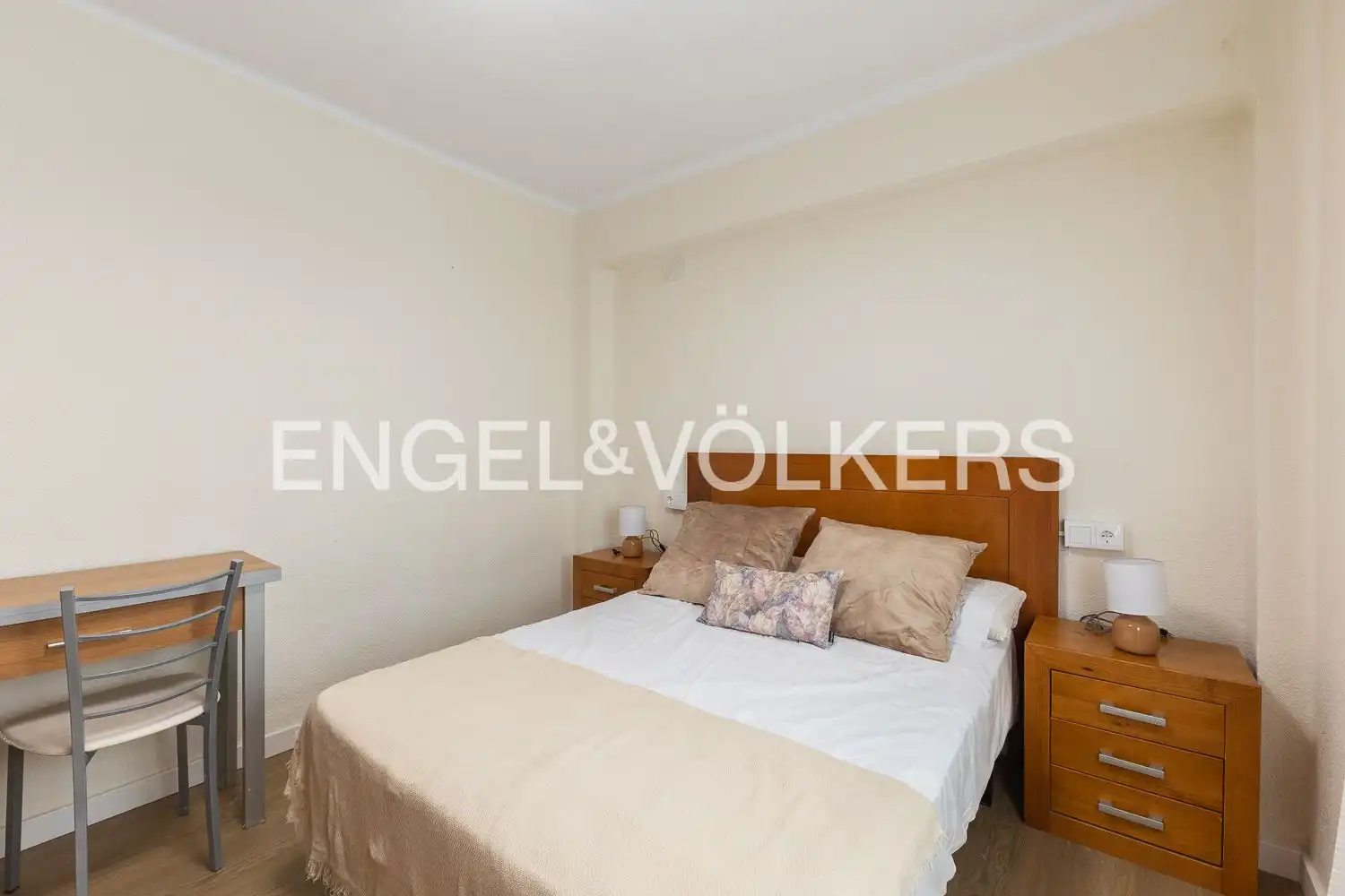 Habitación de Piso de alquiler en Valencia con Aire acondicionado, Calefacción y Terraza