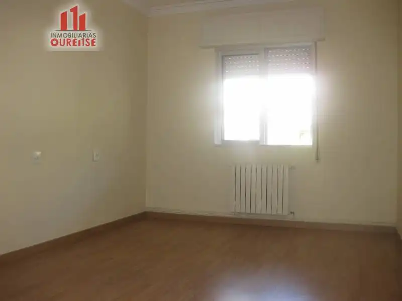 Dormitori de Edifici en venda en Barbadás