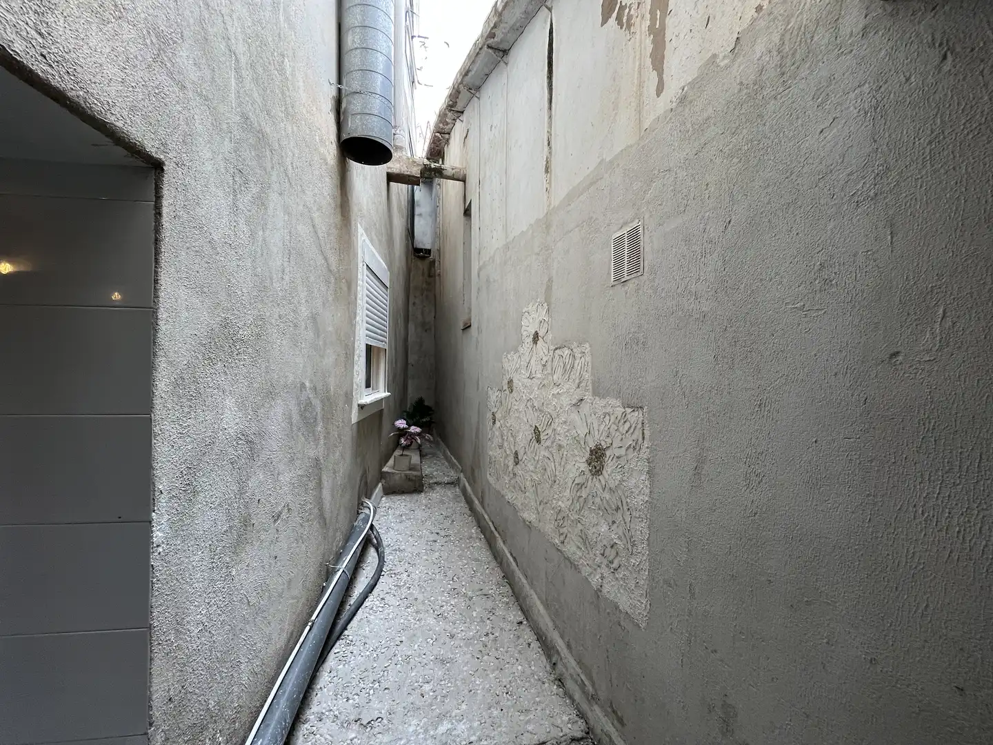 Exterior view of Commercial properties for sale in Manresa