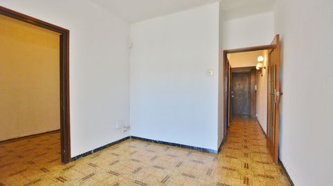 Foto 3 de Piso en venta en Lorenzo Serra, Riu Nord, Santa Coloma de Gramenet