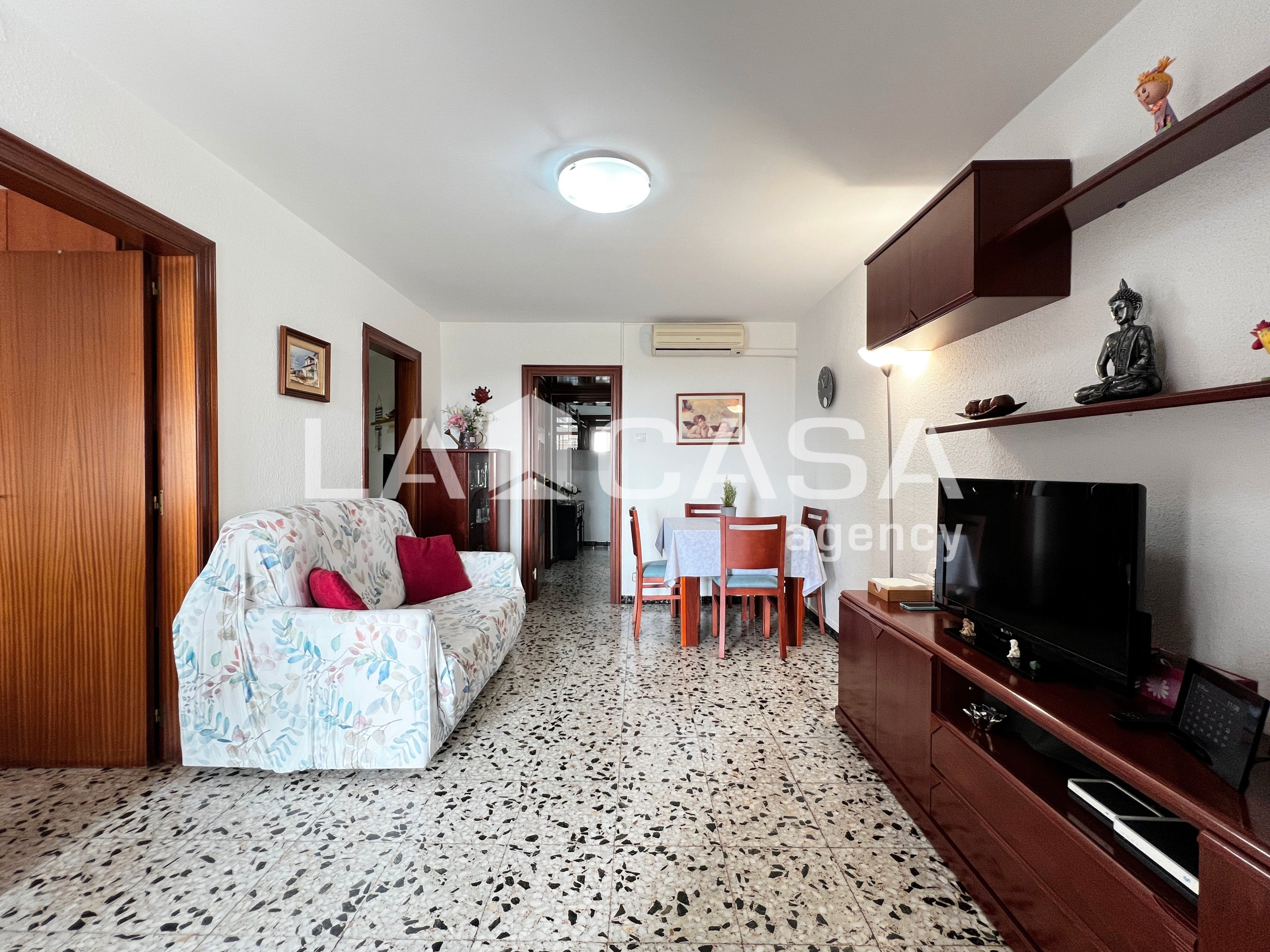 Sala de estar de Piso en venta en  Barcelona Capital con Balcón