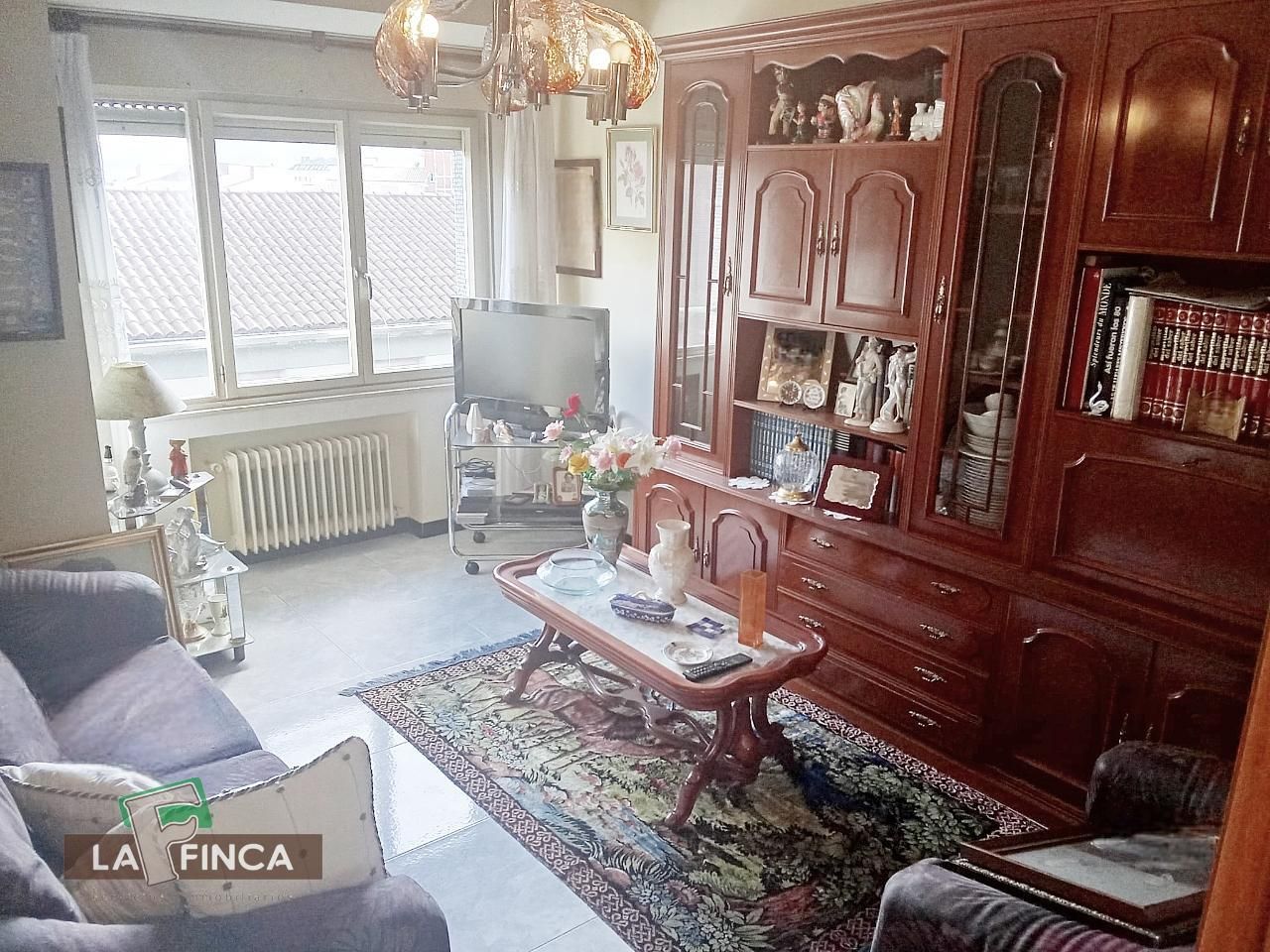 Living room of Flat for sale in Oviedo   with Heating and Furnished