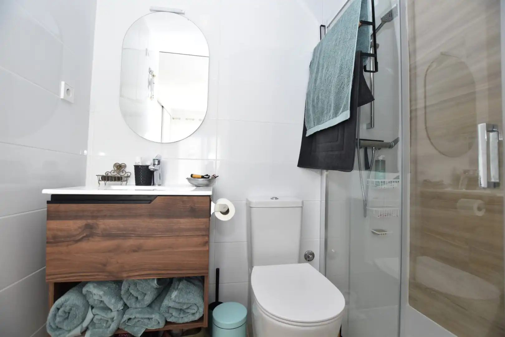 Baño de Apartamento en venta en Orihuela con Aire acondicionado, Calefacción y Terraza