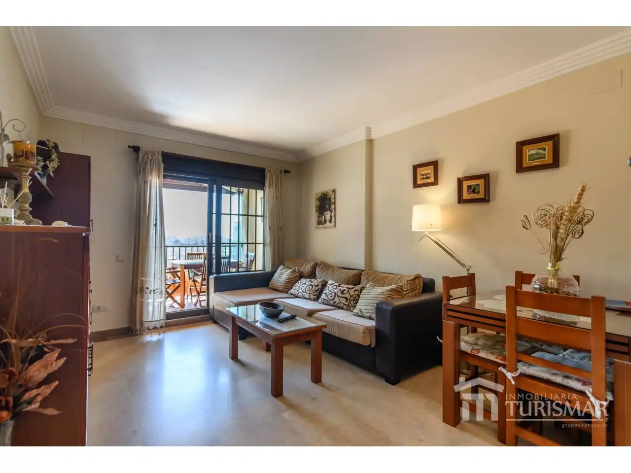 Sala de estar de Apartamento en venta en Ayamonte con Terraza, Amueblado y Piscina comunitaria