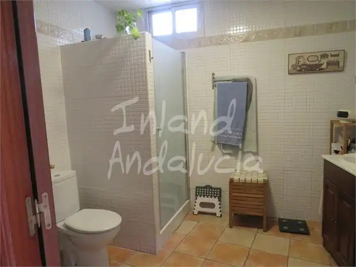 Baño de Casa adosada en venta en Martos con Aire acondicionado, Trastero y Piscina
