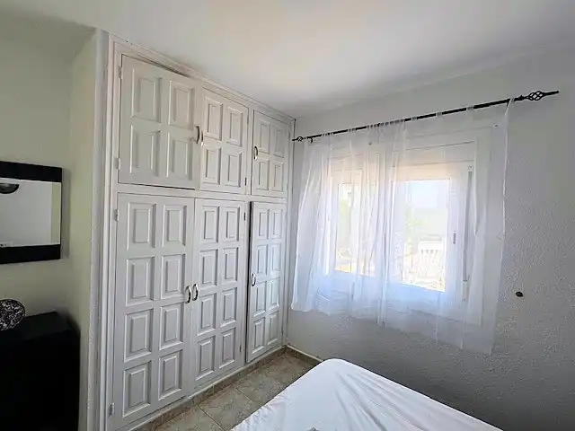 Habitación de Casa o chalet en venta en L'Escala con Aire acondicionado, Calefacción y Jardín privado