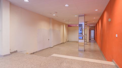 LOCAL COMERCIAL DE SEGONA MÀ EN BON ESTAT EN VENDA A MANRESA, ZONA PLAÇA CATALUNYA – CARRER LEPANT, imatge 2