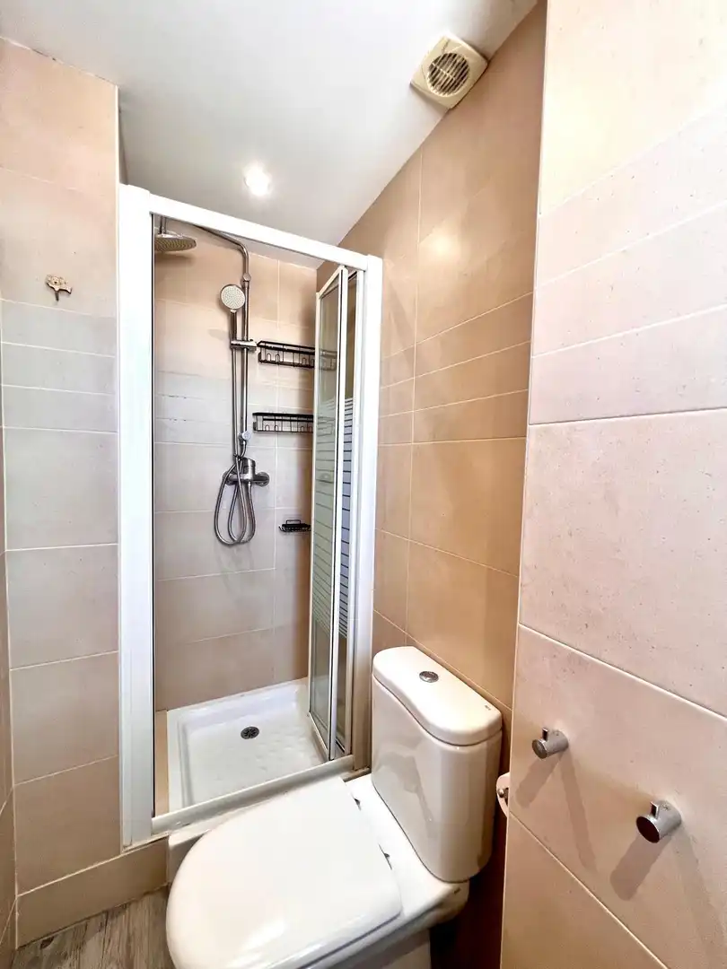 Bathroom of Duplexes for sale in Santa Bàrbara
