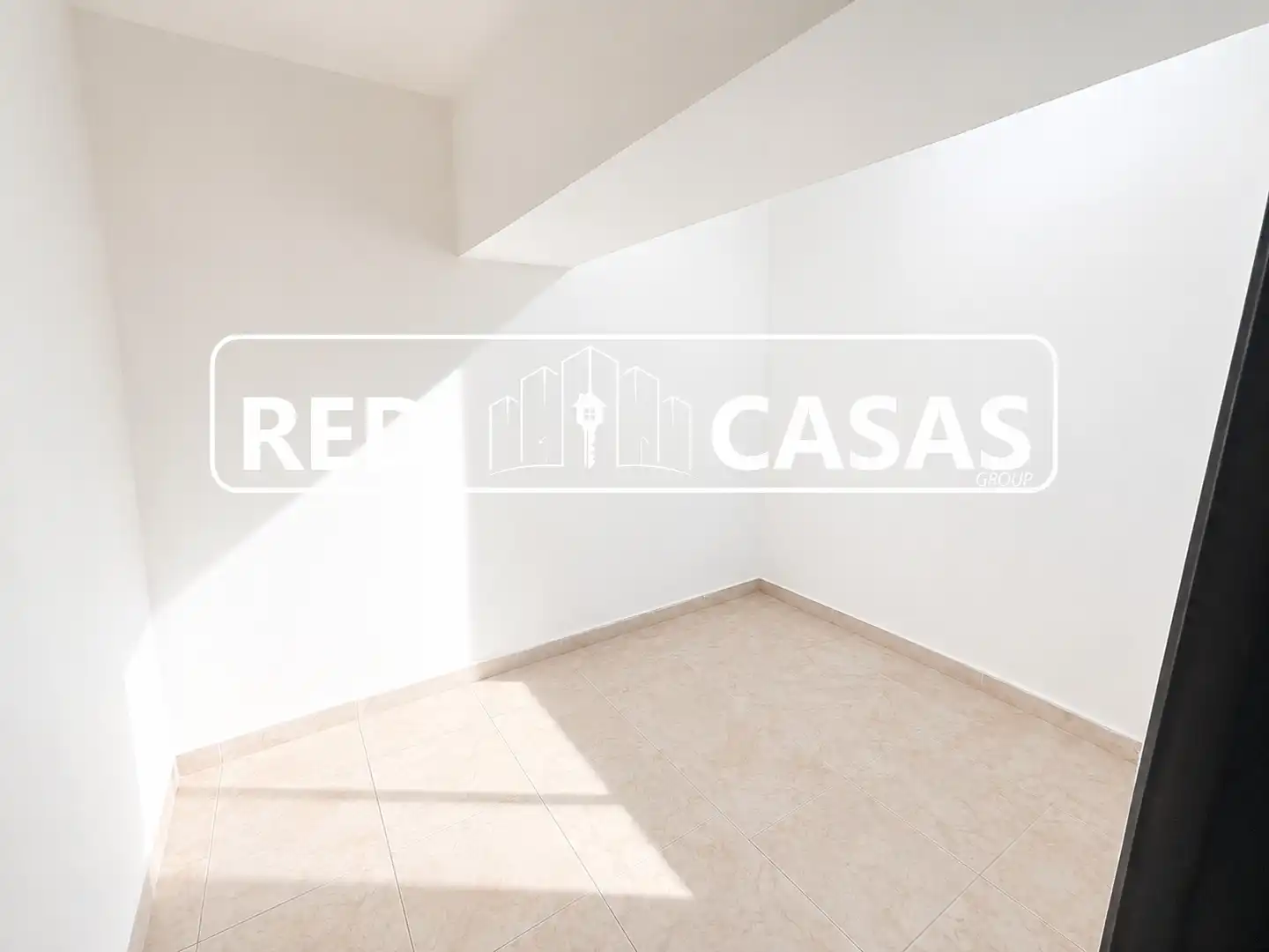 Flat for sale in L'Hospitalet de Llobregat  with Terrace