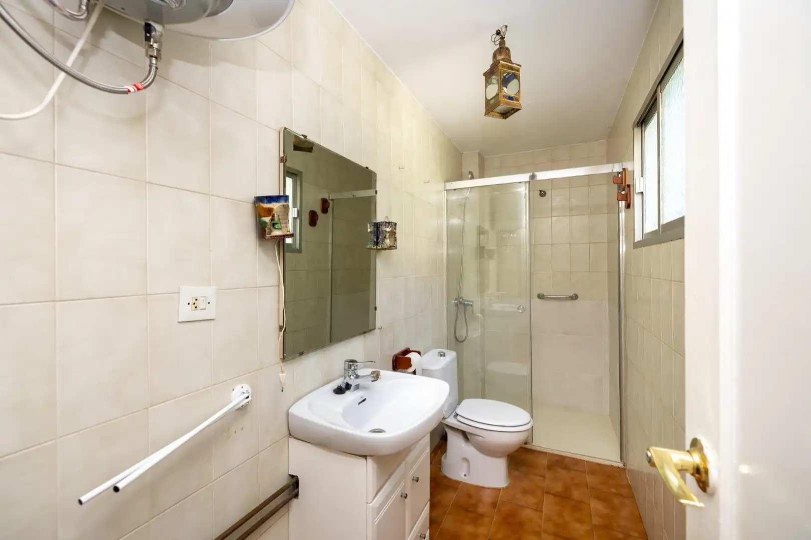 Baño de Casa adosada en venta en Ogíjares con Aire acondicionado, Calefacción y Jardín privado