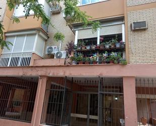 Exterior view of Flat for sale in  Sevilla Capital