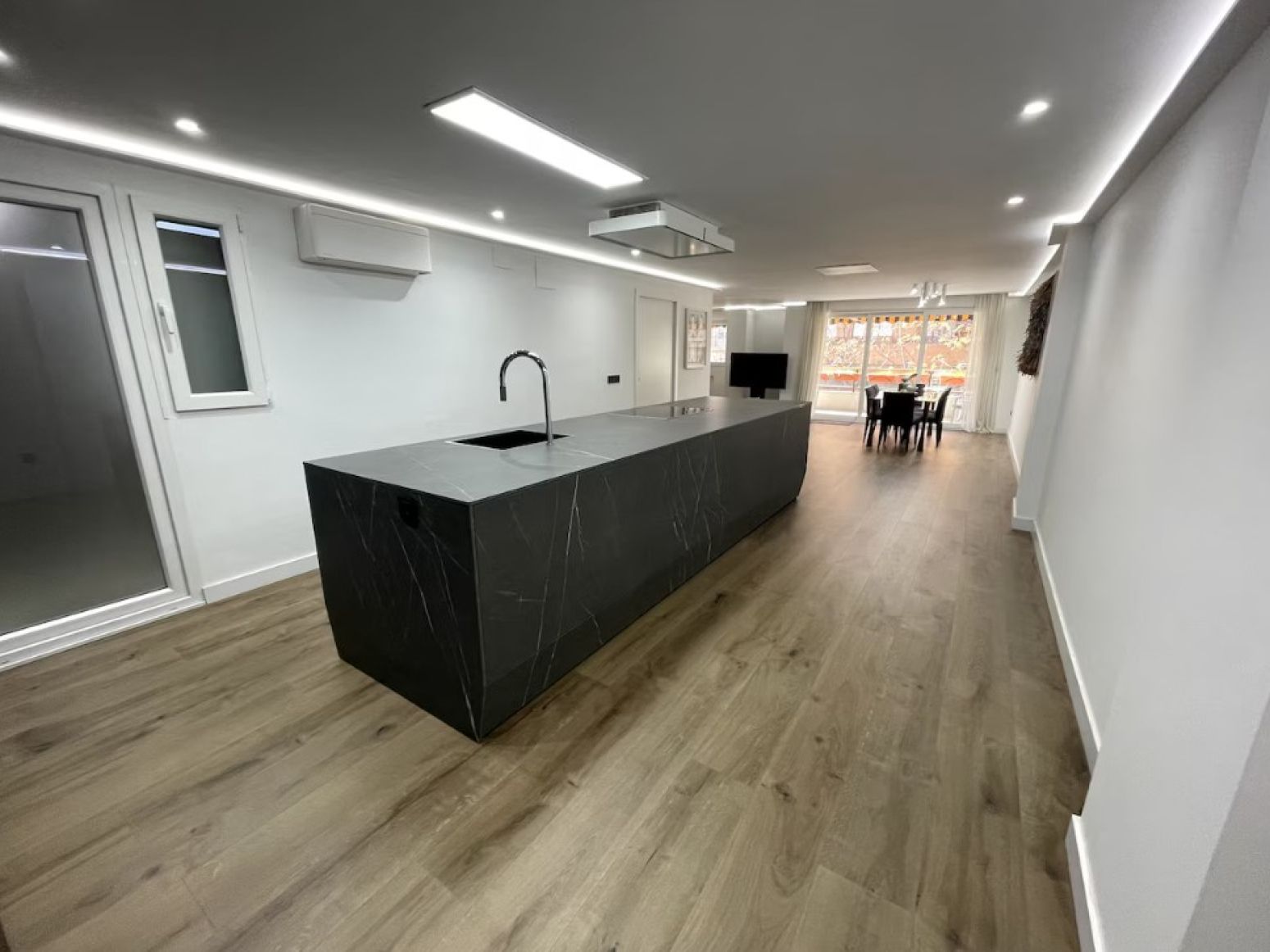 Cuina de Pis de lloguer en  Valencia Capital amb Calefacció i Balcó