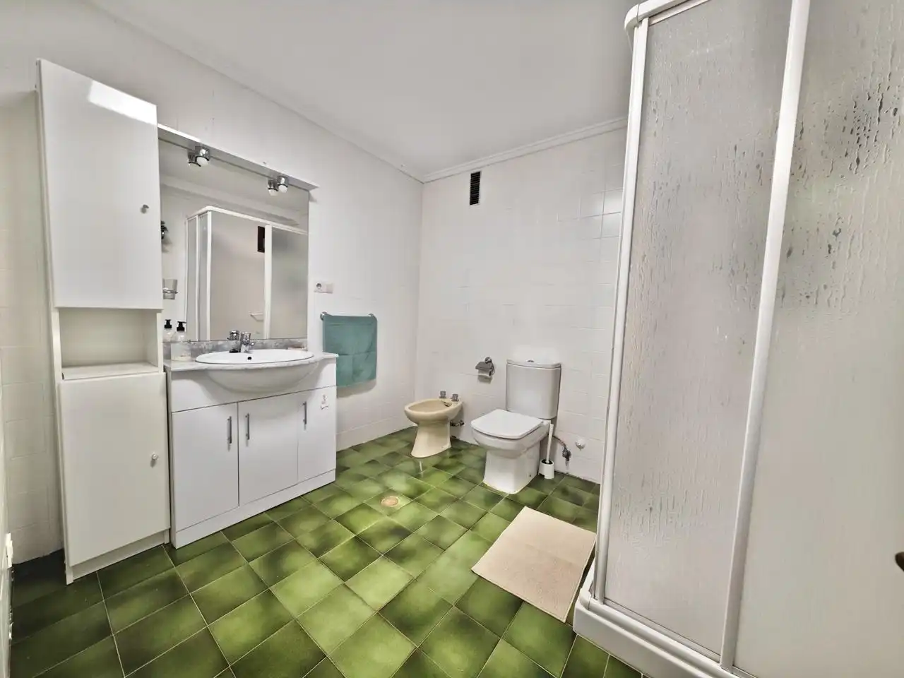 Bathroom of Flat for sale in Carreño, Asturias