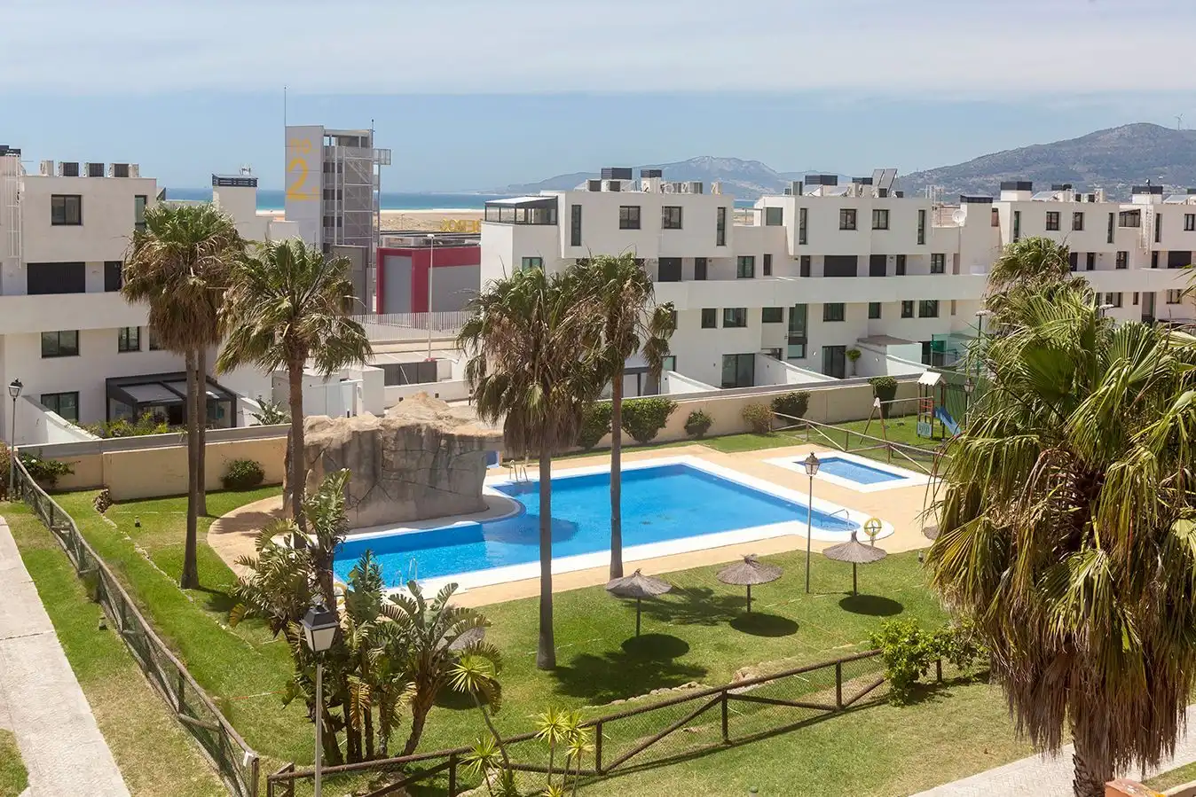 Piscina de Casa adosada en venta en Tarifa con Aire acondicionado, Calefacción y Jardín privado