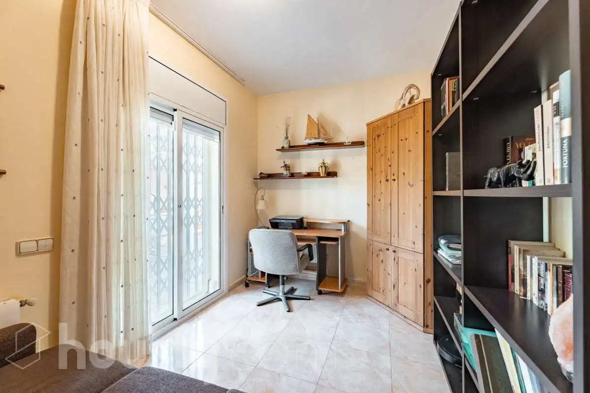 Habitación de Casa o chalet en venta en Calafell con Aire acondicionado, Calefacción y Jardín privado