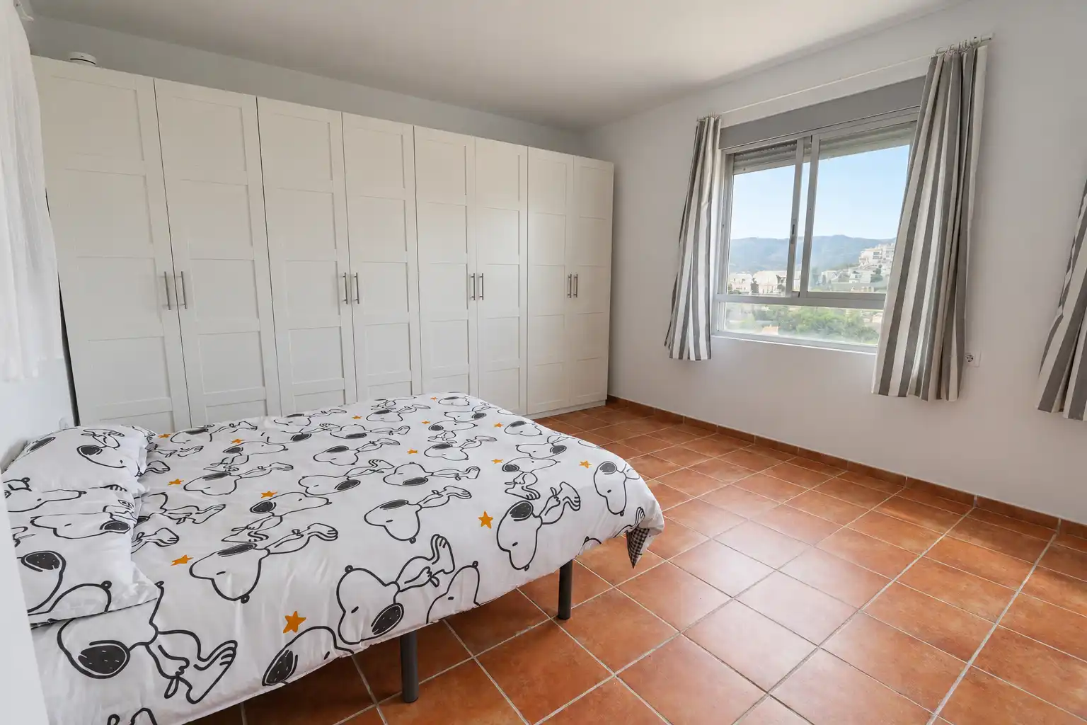 Chalet con terraza en venta en Calle de la Serra Mariola, imagen 43