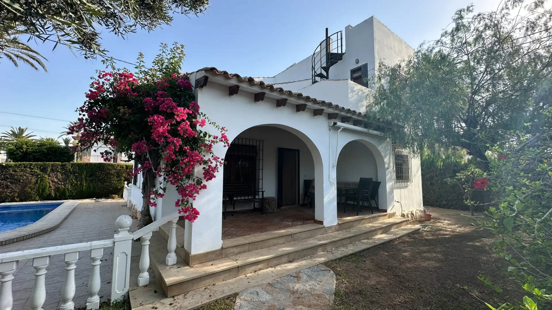 Exterior view of Houses for sale in Orihuela  with Air Conditioner, Swimming Pool and Furnished