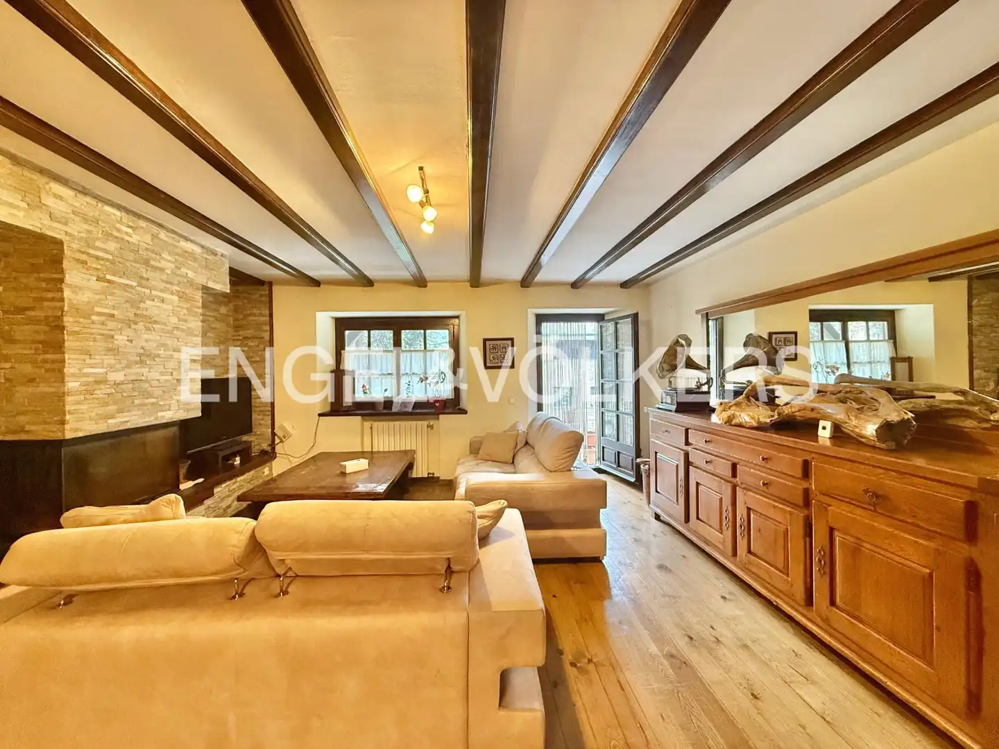 Piso de 3 habitaciones en alquiler en Vila, Encamp · 4 de 60