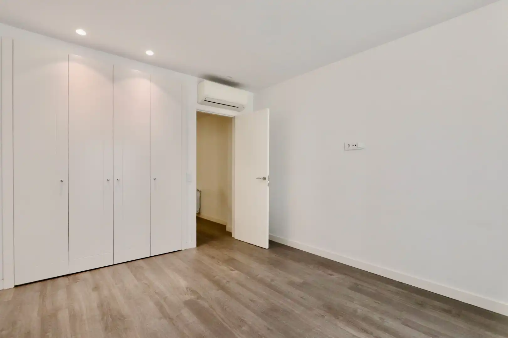Piso de alquiler en Calle de Castelló, Castellana