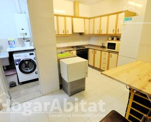 Kitchen of Flat for sale in  Valencia Capital  with Terrace, Balcony and Alarm