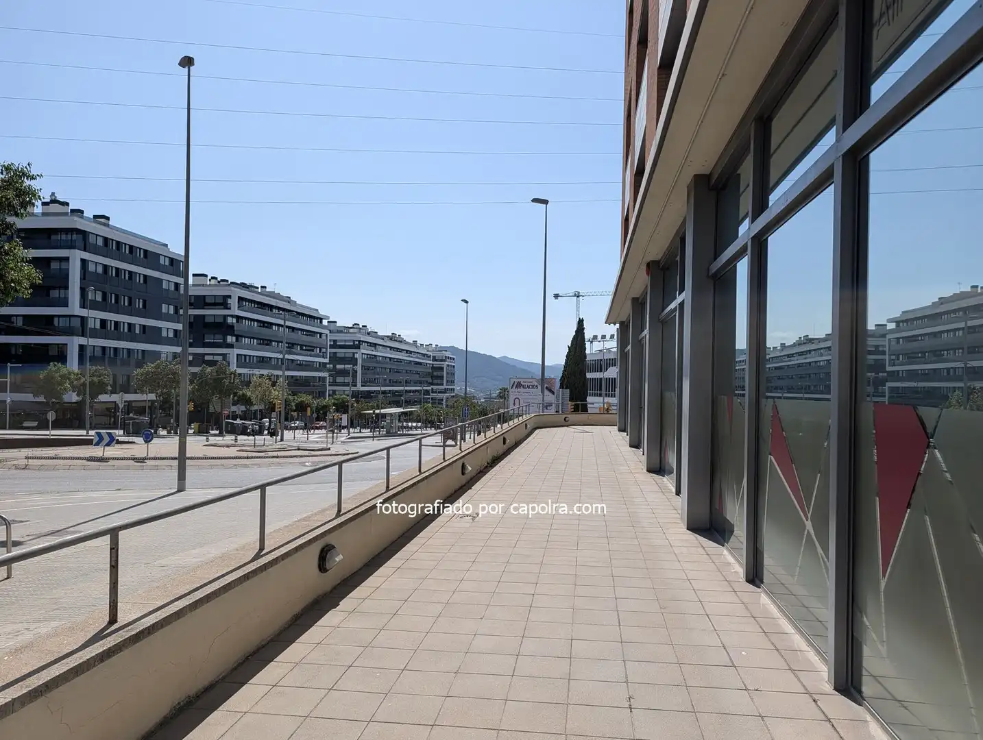 Vista exterior de Oficina de lloguer en Sant Just Desvern amb Aire condicionat i Calefacció