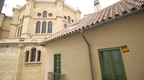 EXCLUSIVO PISO JUNTO A LA CATEDRAL DE MÁLAGA.