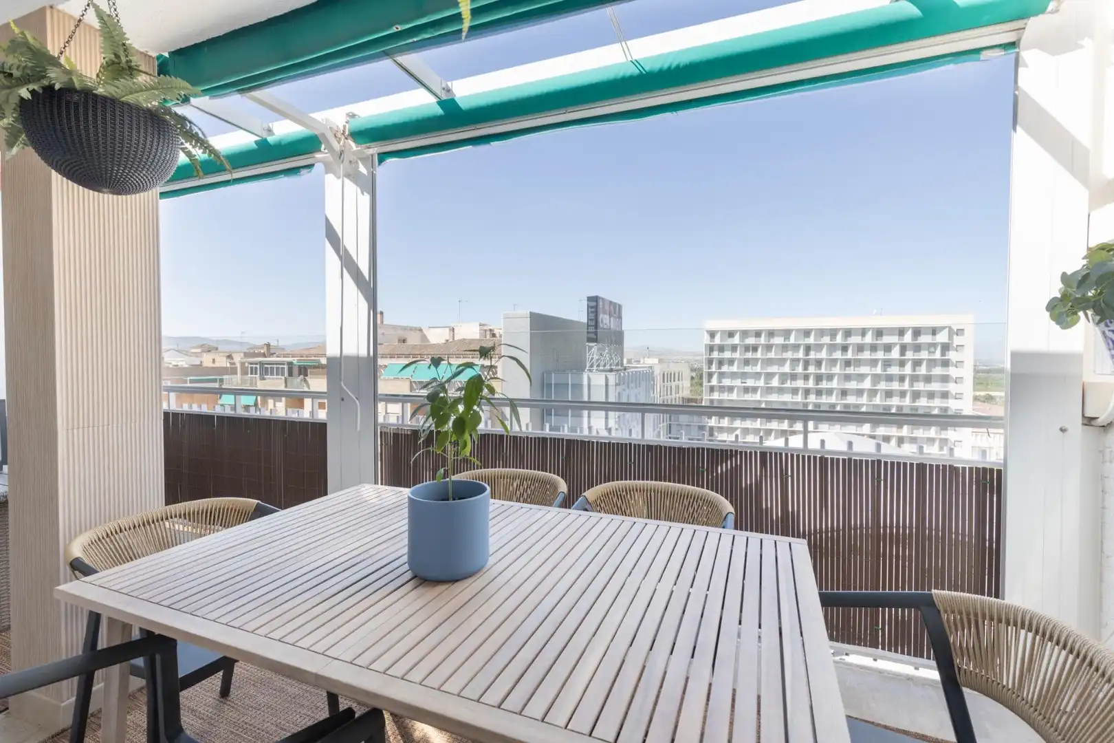 Terraza de Ático en venta en Granada con Aire acondicionado, Calefacción y Terraza