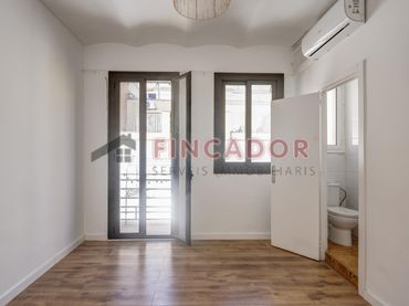 Pis amb balcó en venda a Carrer de Felícia Fuster I Viladecans