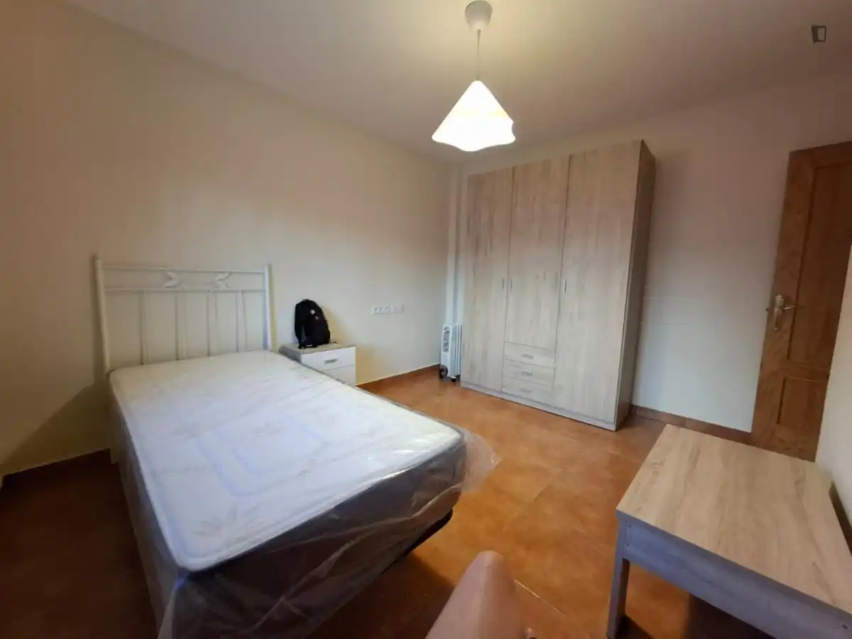 Habitación de Apartamento para compartir en Gijón  con Amueblado, Horno y Lavadora
