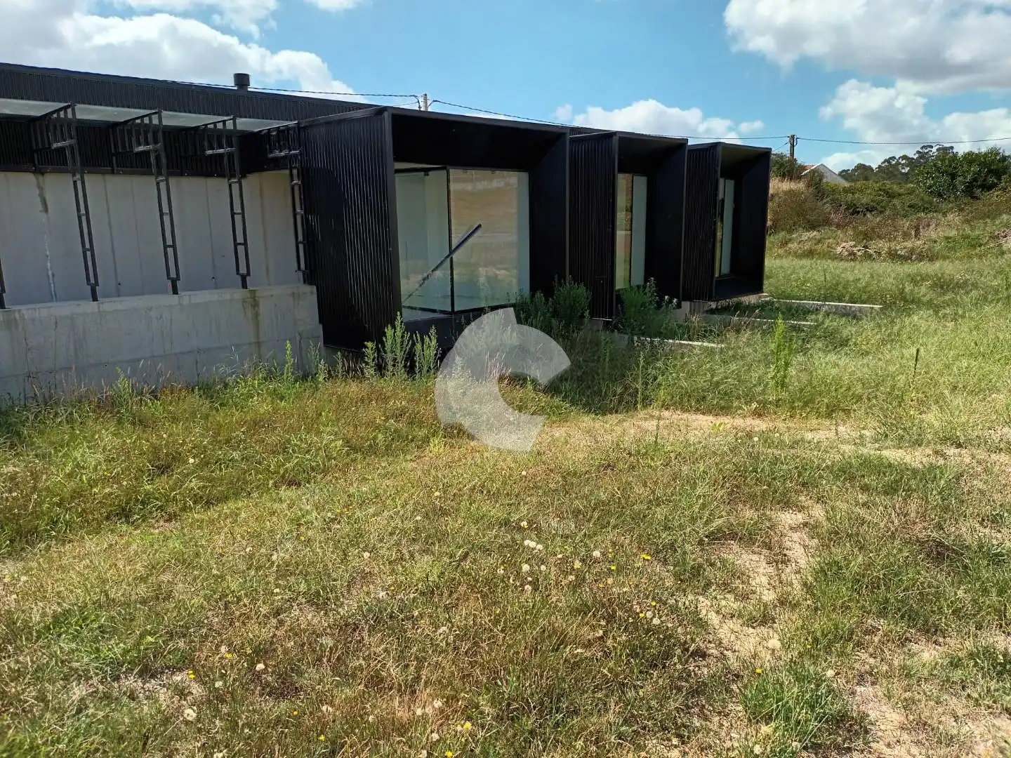 Vista exterior de Casa o xalet en venda en Santiago de Compostela  amb Calefacció, Jardí privat i Terrassa