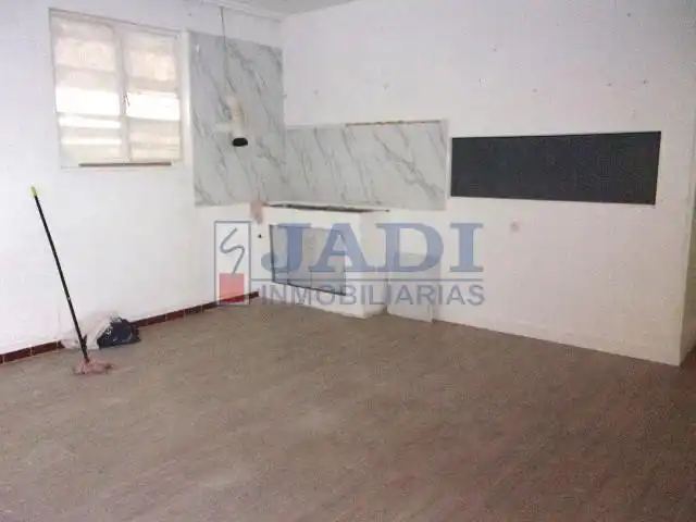 Local comercial en venta en Valdepeñas, imagen 4