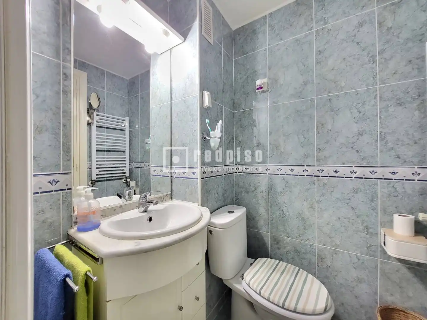 Baño de Piso en venta en Valdemoro con Aire acondicionado, Calefacción y Jardín privado