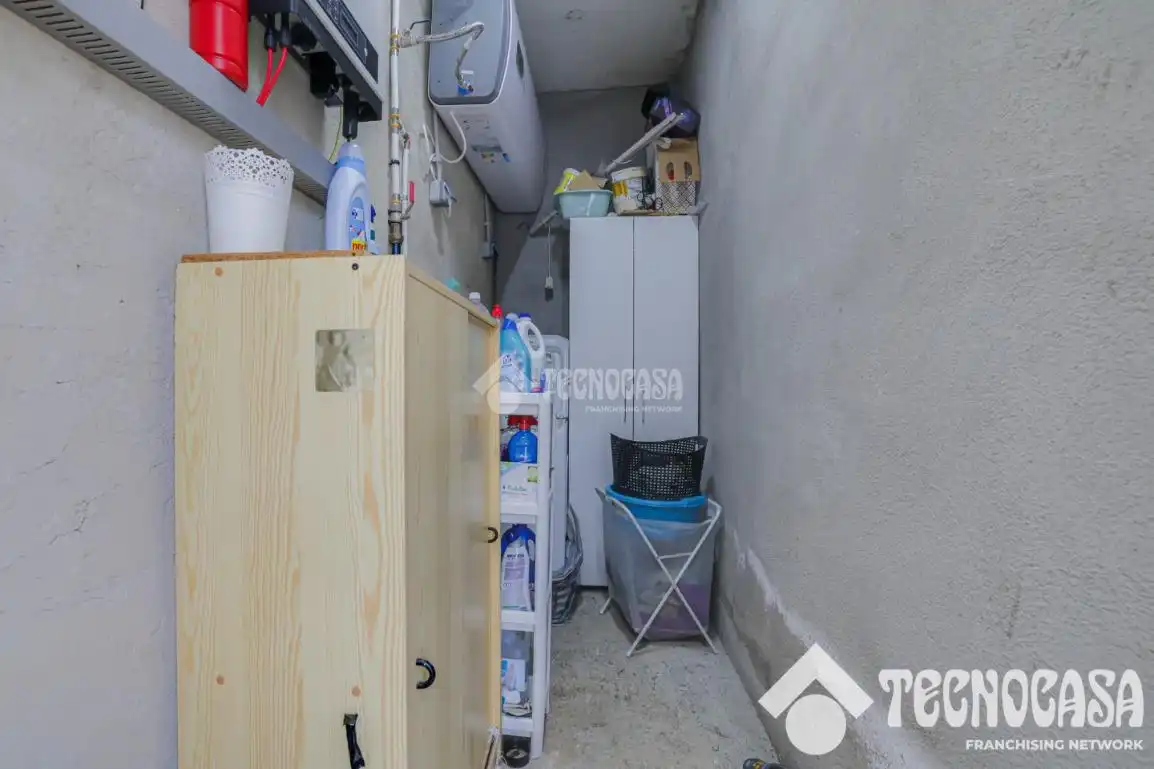 Casa aparellada en venda a Sant Vicenç Dels Horts, imagen 6