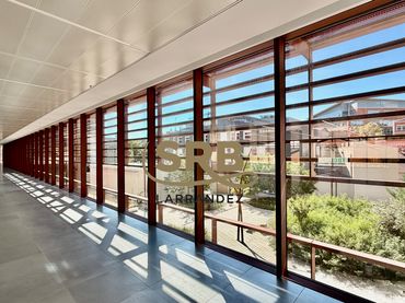 Office space with lift to rent in Carrer d'Àlaba