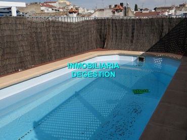Àtic amb balcó en venda a Centro ciudad