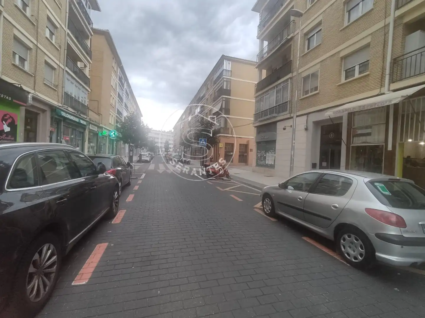 Exterior view of Commercial properties for sale in  Pamplona / Iruña