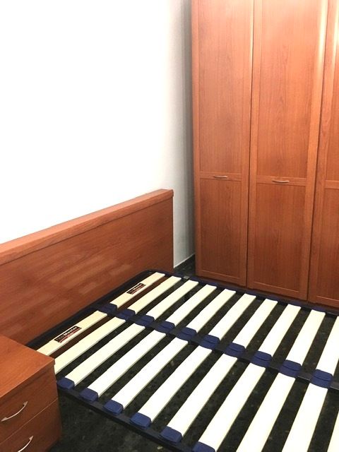 Dormitori de Pis de lloguer en  Zaragoza Capital amb Calefacció, Moblat i Forn