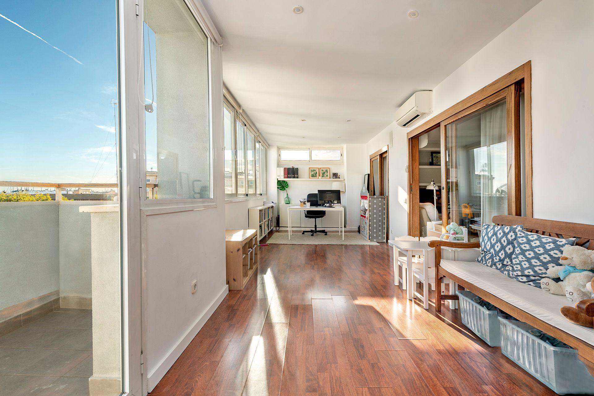Sala d'estar de Àtic en venda en  Palma de Mallorca amb Aire condicionat, Calefacció i Terrassa