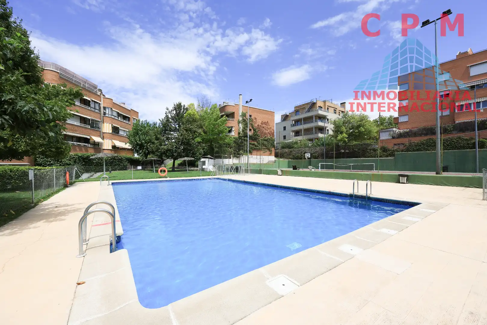 Schwimmbecken von Wohnung zur Miete in Pozuelo de Alarcón mit Klimaanlage, Heizung und Parkett