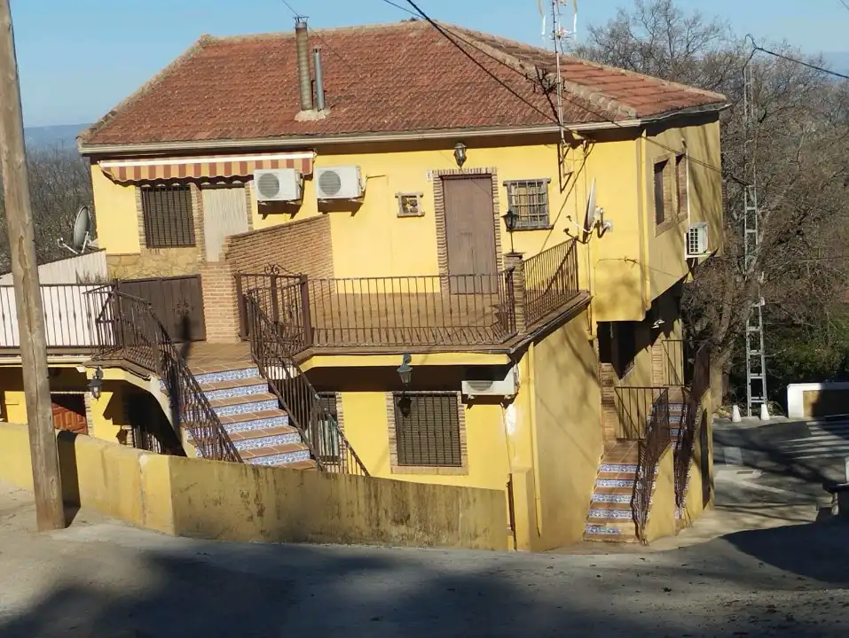 Vista exterior de Apartamento en venta en La Iruela con Terraza y Amueblado