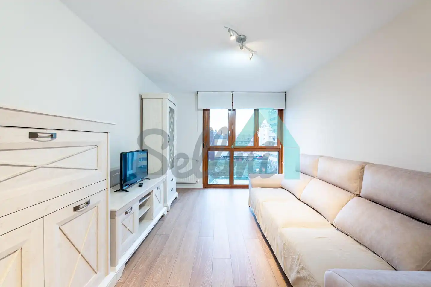 Piso con ascensor en alquiler en Helechos, imagen 2