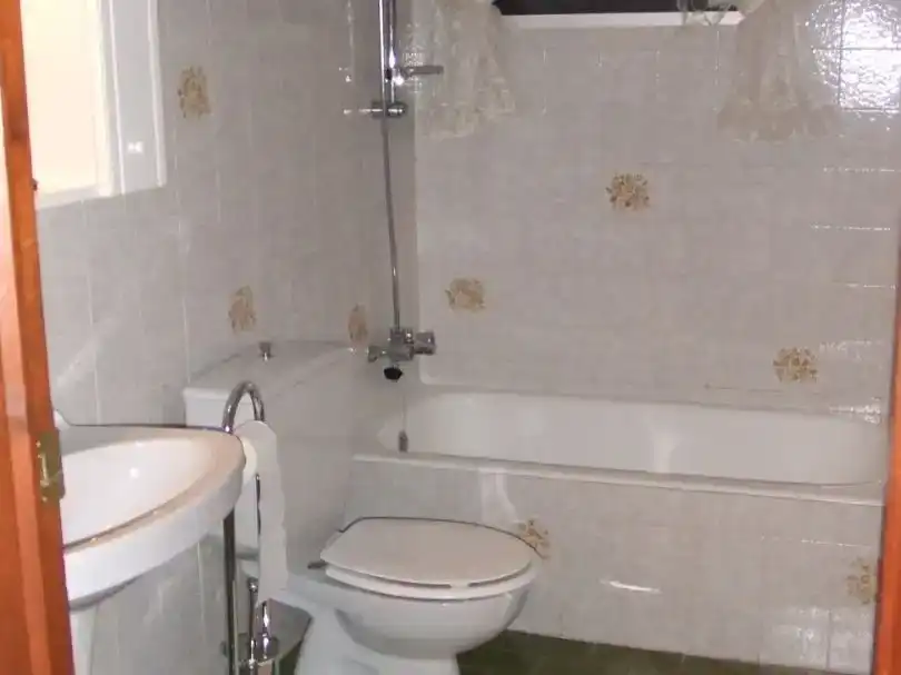 Bathroom of Apartments for sale in Salinas  with Air Conditioner, Furnished and Balcony