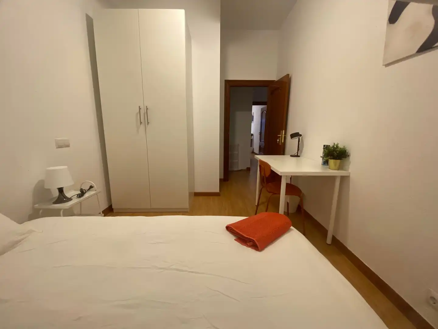 Room in Avenida del Mediterráneo, 9, Niño Jesús