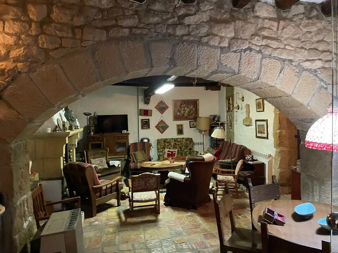 Sala de estar de Casa adosada en venta en Uncastillo con Terraza, Trastero y Amueblado