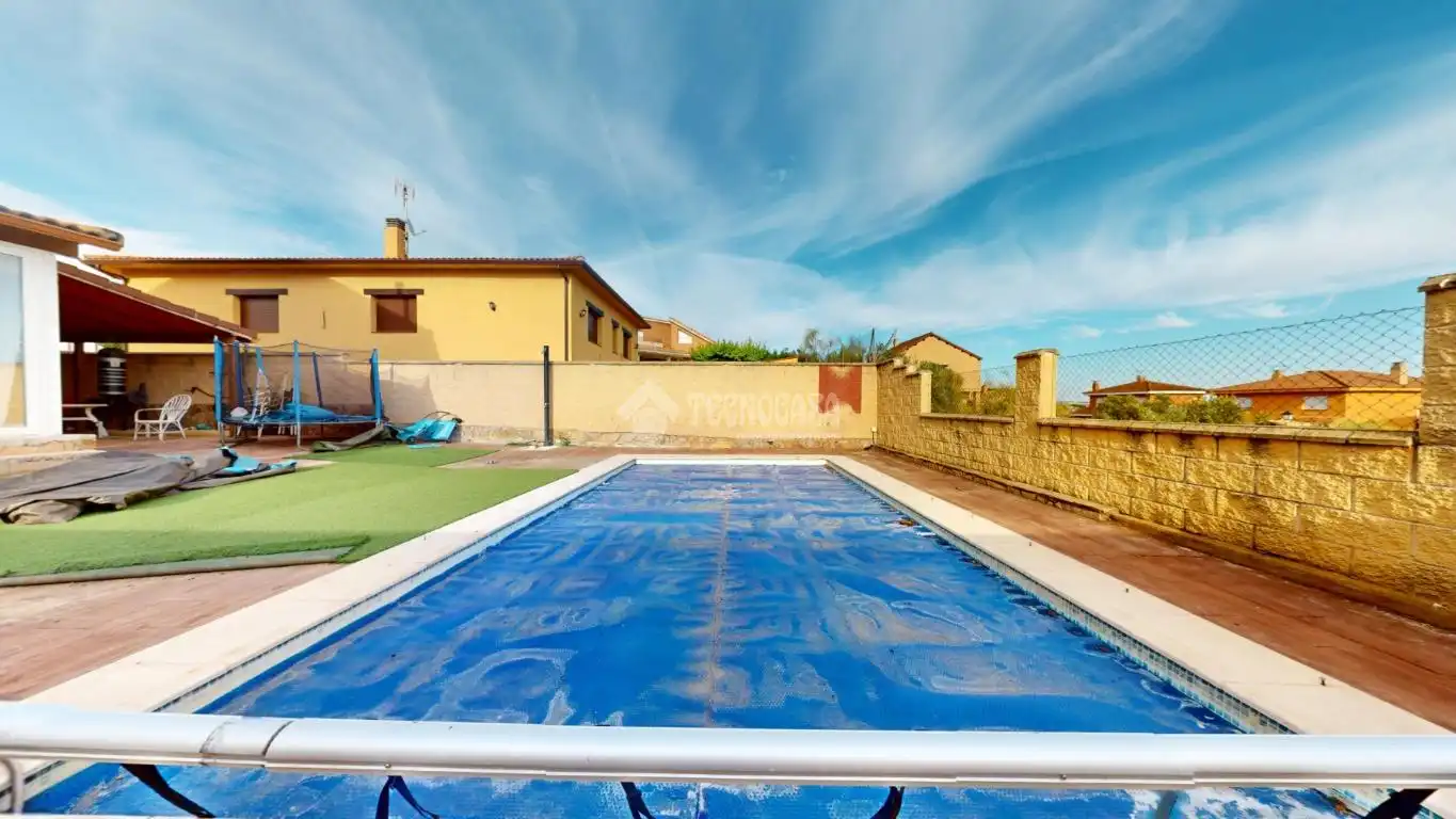 Maison jumelée à vendre à Torrelaguna