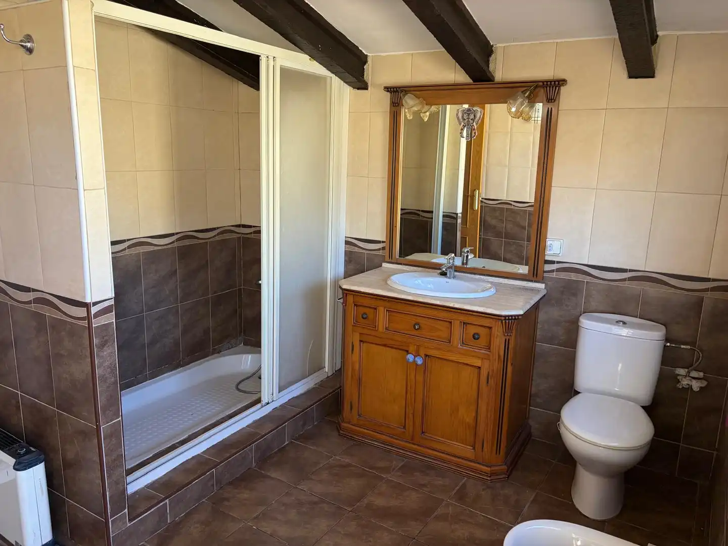 Baño de Casa o chalet en venta en Caudete con Jardín privado, Terraza y Trastero