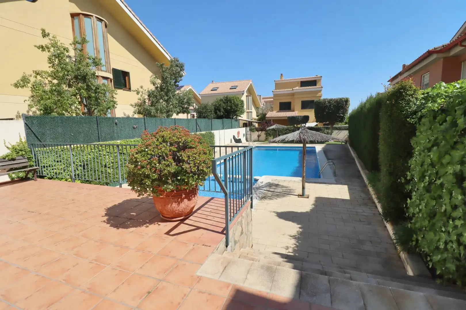 Chalet con piscina en alquiler en Pobles del Nord, imagen 35