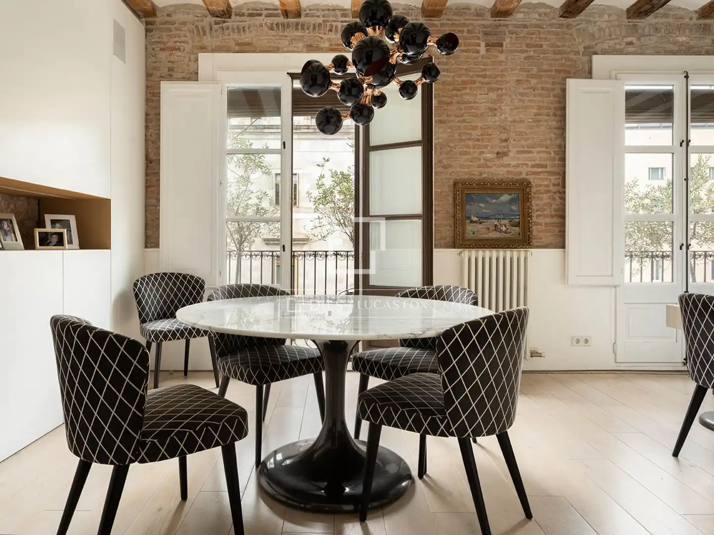 Dining room of Flat for sale in Ciutat Vella