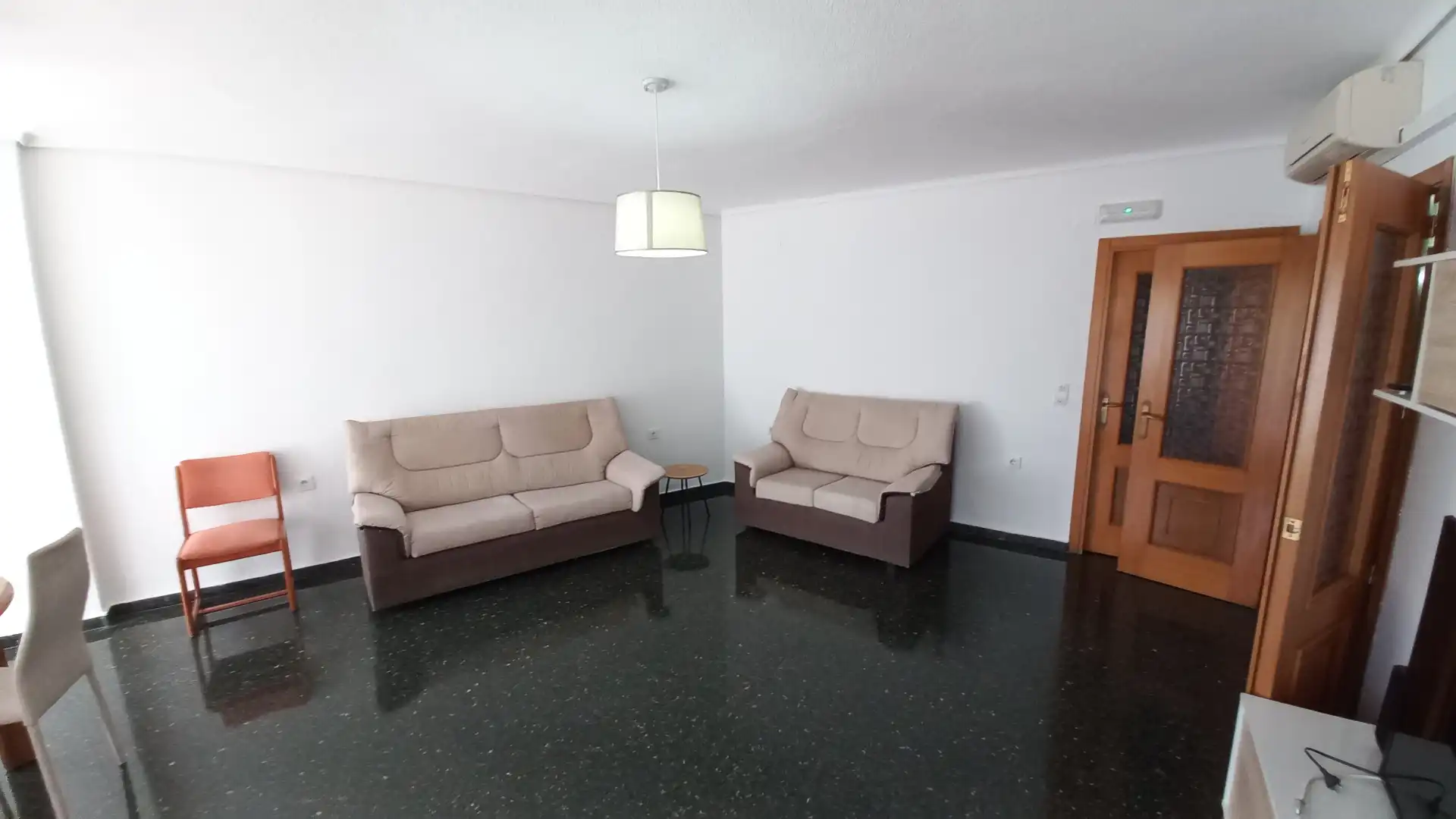 Living room of Flat for rent in Albacete  with Air Conditioner, Heating and Furnished