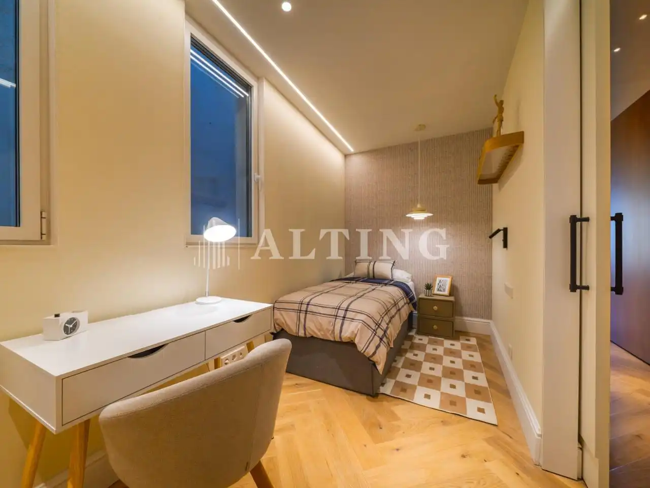 Habitación de Piso en venta en Barcelona con Aire acondicionado, Calefacción y Jardín privado